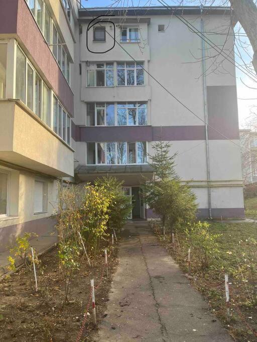 Apartament Theta- Langa Centru, Cada Hidromasaj Suceava Exterior photo